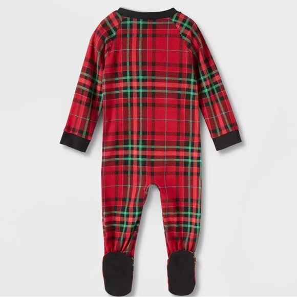 Wondershop Baby 1 Piece Baby Family Sleeper Red/Green - Picture 2 of 5